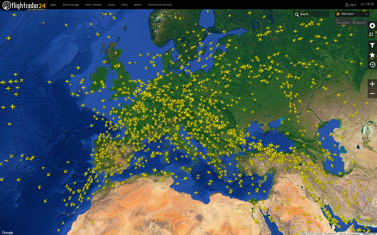 Thousands of airplanes represented over a map of Europe.