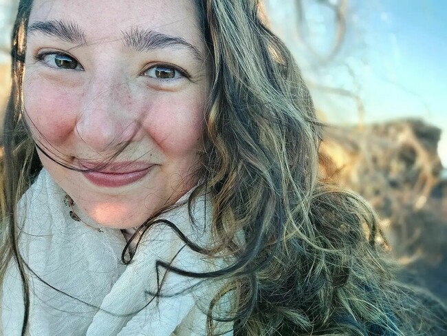 Profile picture for user MaliaKekia