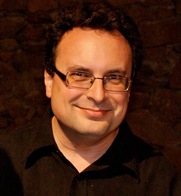 Profile picture for user David Lee White