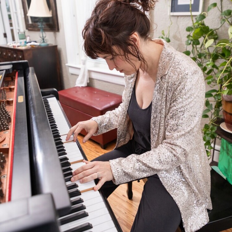 Profile picture for user Kate Brennan